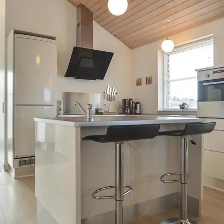 Lovely Home In Lokken With Wifi * 洛肯