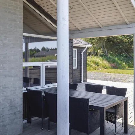 Lovely Home In Lokken With Wifi 洛肯